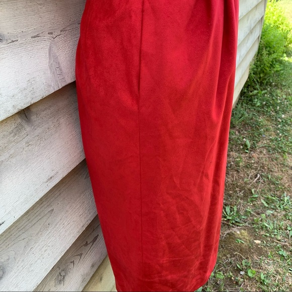 Vintage 80s Red Vegan Faux Suede Leather High Waisted Fitted Midi Pencil Skirt - Picture 11 of 16